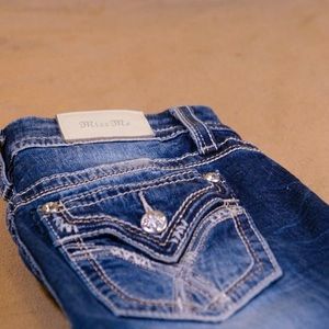 Miss me Mid Rise Bermuda Stretch Cuffed short